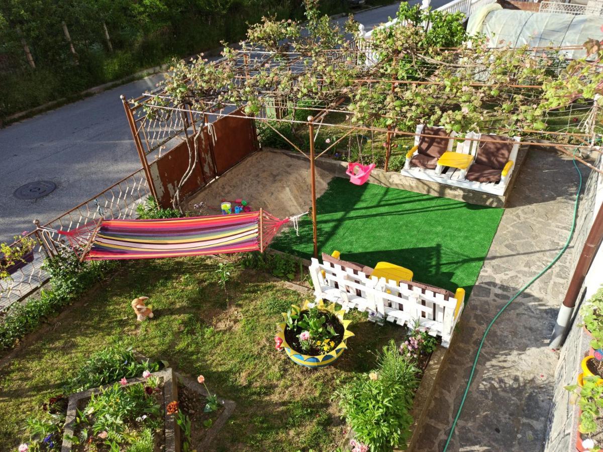 Guest Rooms Profirov Zlatograd Exterior photo