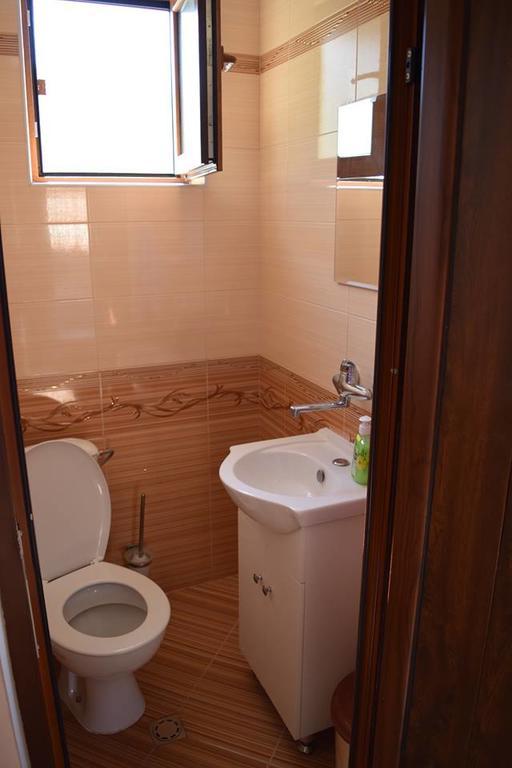 Guest Rooms Profirov Zlatograd Exterior photo